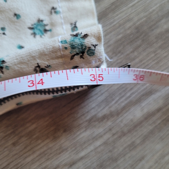 Lee White Cotton Blue Floral Body Shaping Jeans with Ankle Zippers Size 6 - Picture 11 of 12